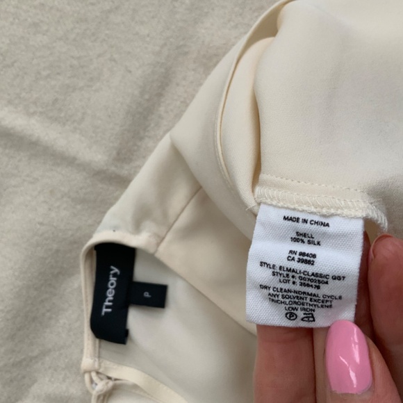 Theory white silk top size P - Picture 3 of 3